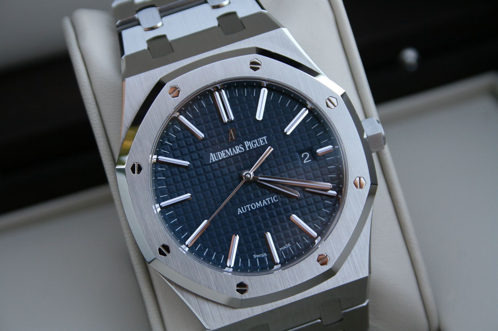 ap blue dial